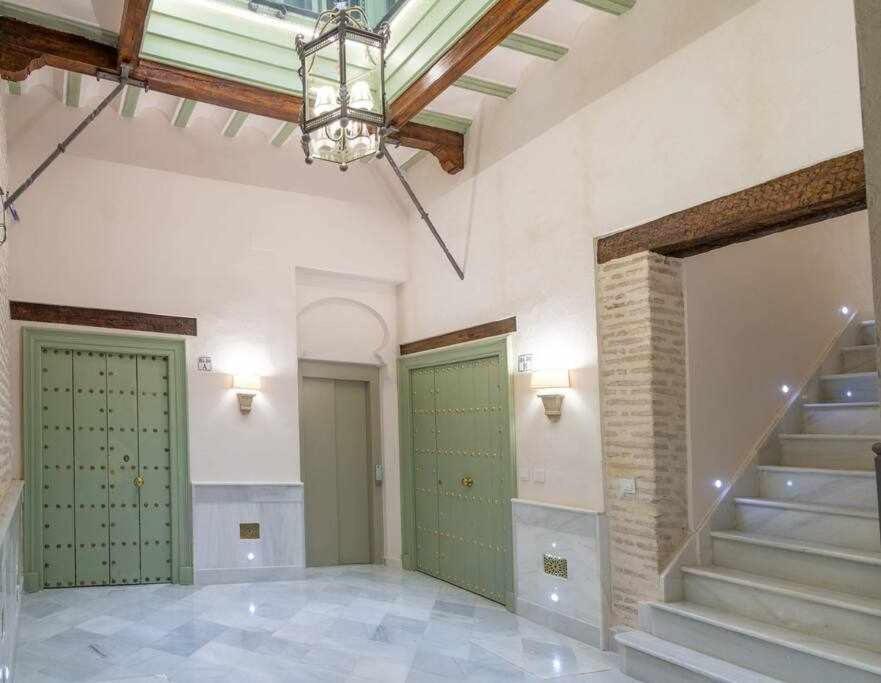 Juderia De Sevilla I Luxury Apartments Bagian luar foto