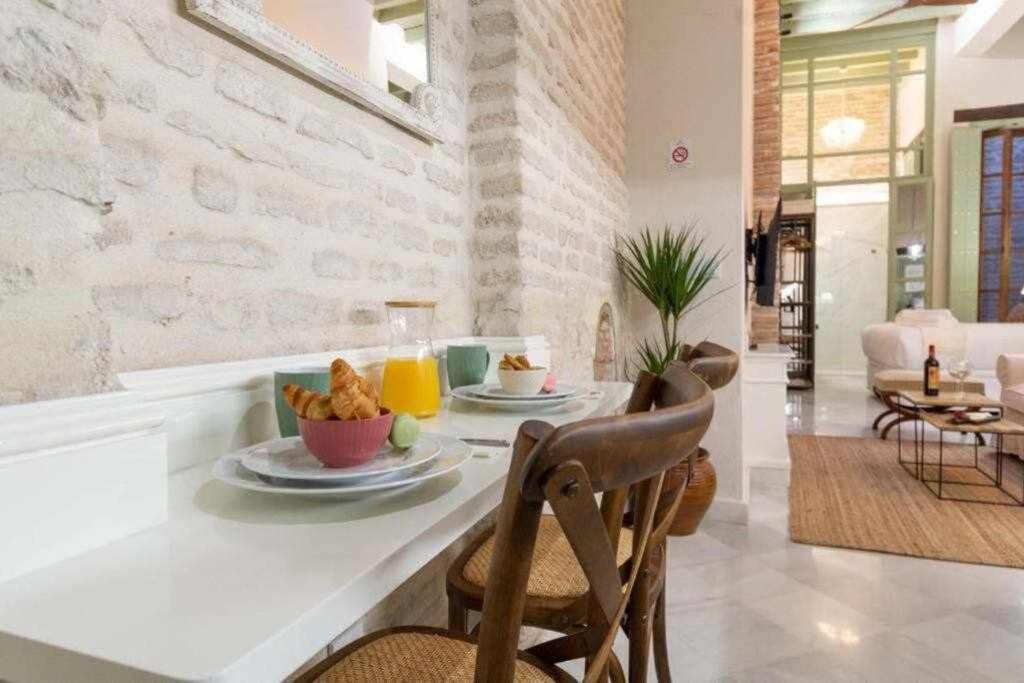 Juderia De Sevilla I Luxury Apartments Bagian luar foto